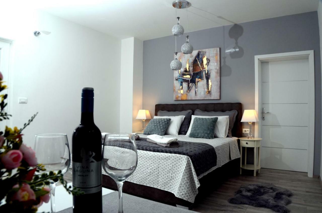 Apartments La Luna Zadar Extérieur photo