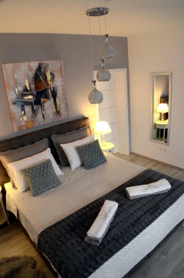 Apartments La Luna Zadar Extérieur photo
