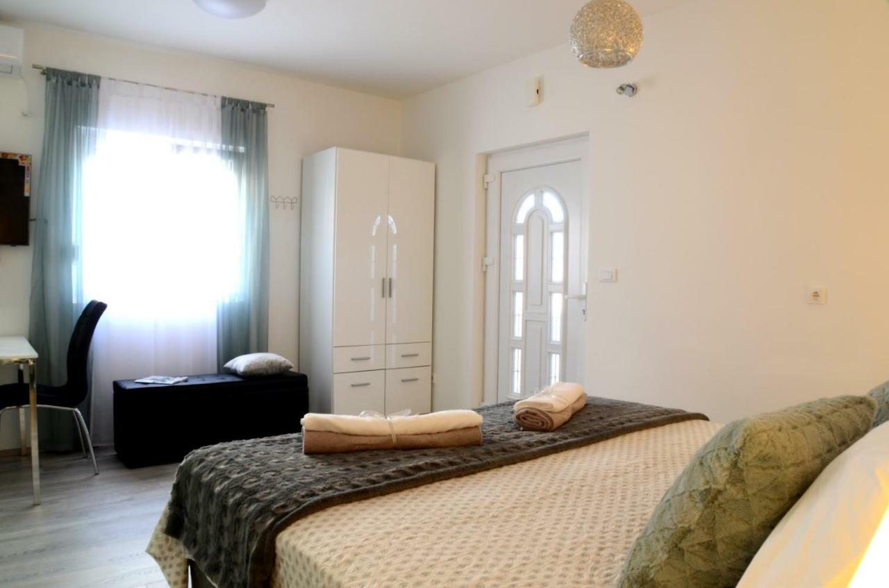 Apartments La Luna Zadar Extérieur photo