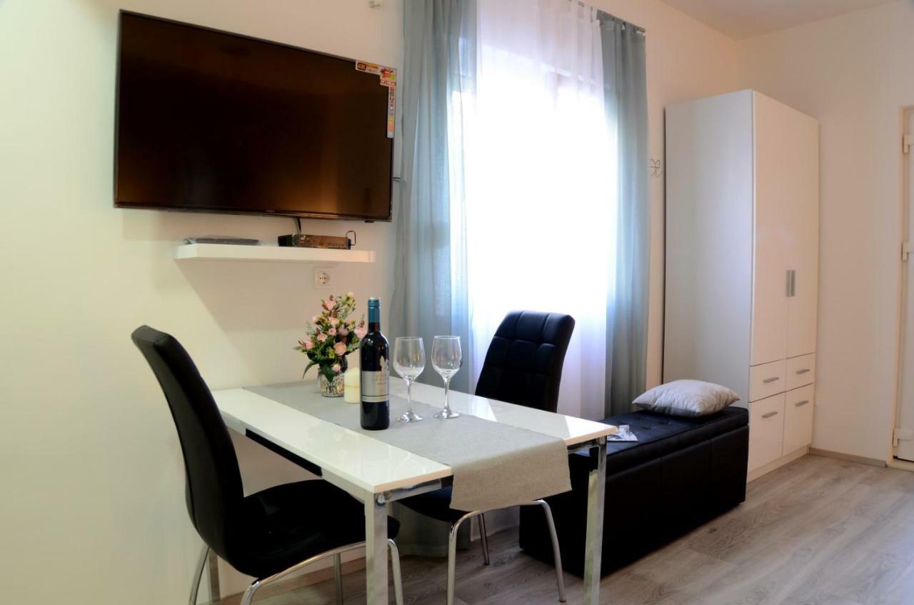 Apartments La Luna Zadar Extérieur photo